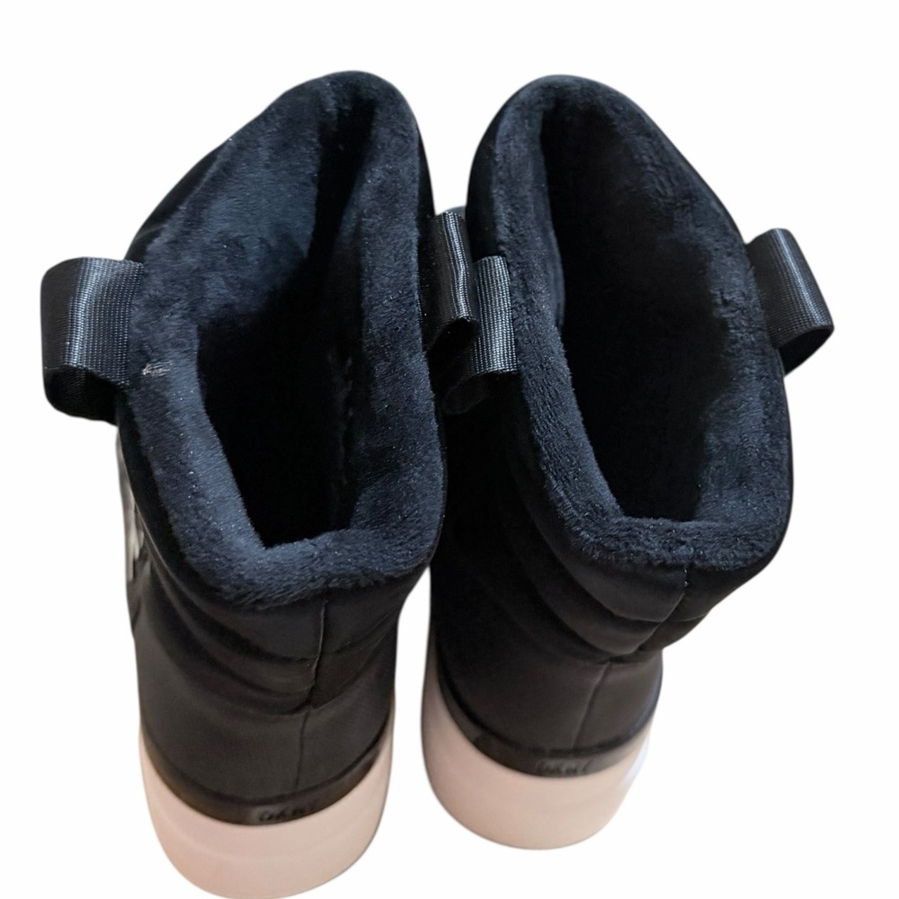 🌼🌟NWOT DKNY Women's Black and White Winter Boots - Picture 8 of 12
